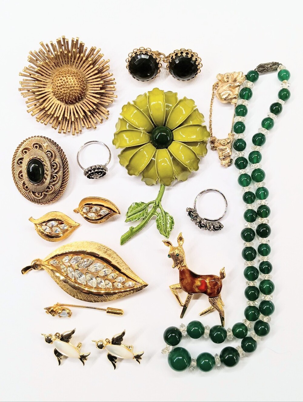 Vintage Jewelry Lot Hobe JJ Avon Glass Necklace Read Details